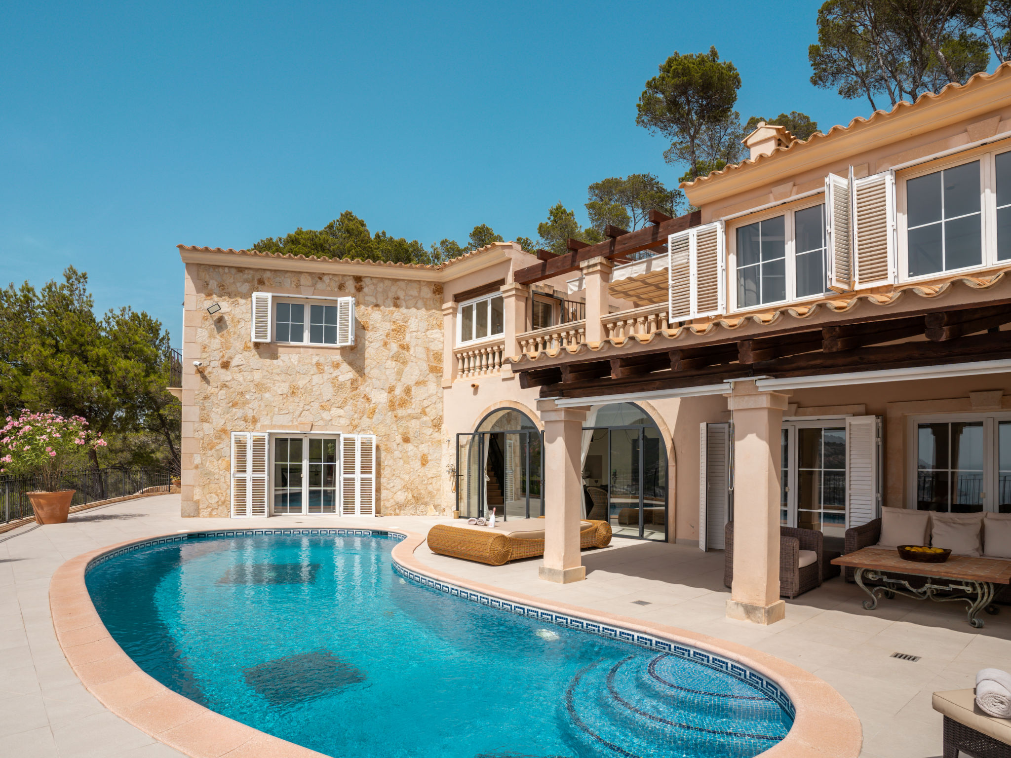 Villa Iris