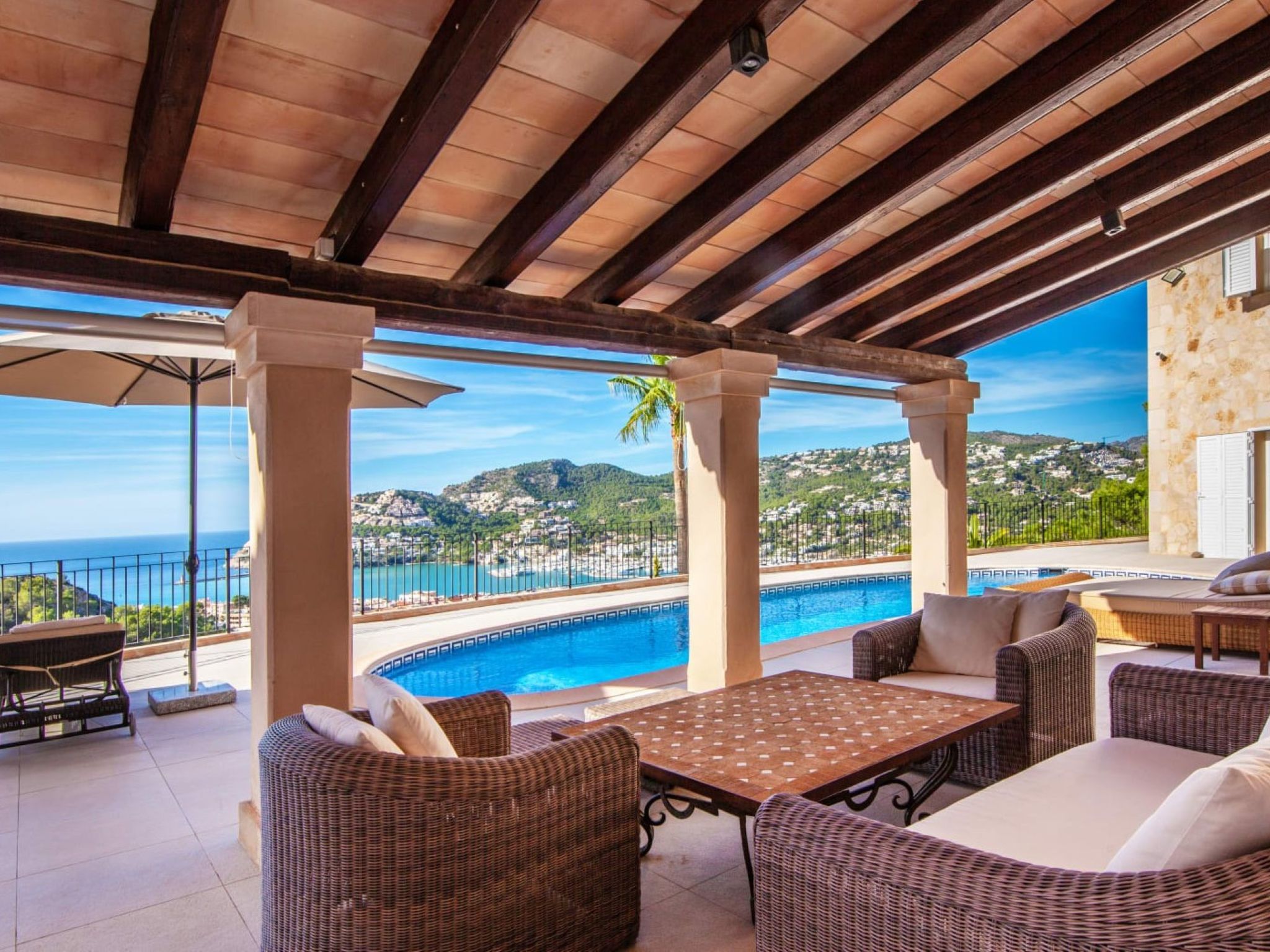 Villa Iris