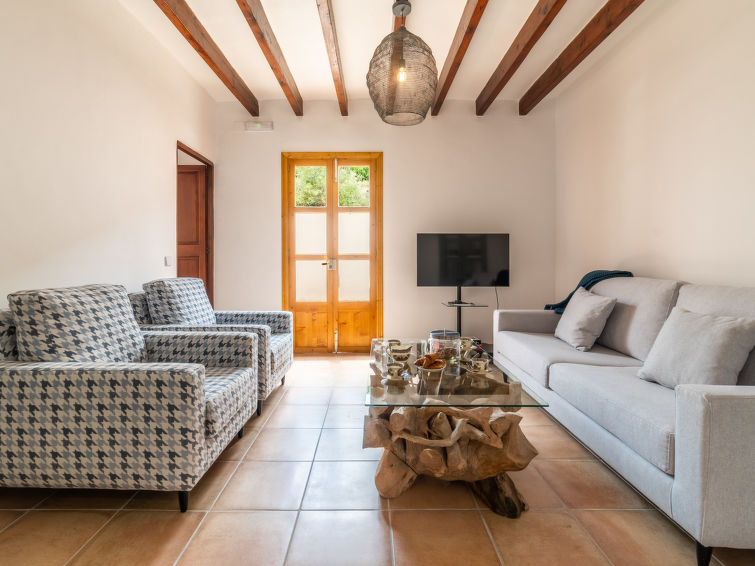 Search and Stay destination S'Arracó, IB - Spain from AU$ 404. Can Monjo