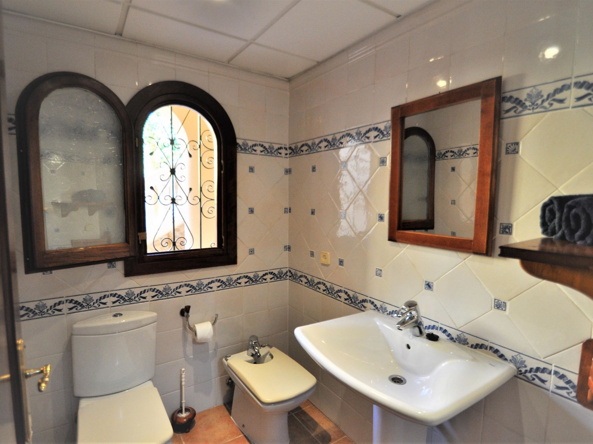 Photo of Villa CA TOTHOM con vistas al mar Camp de Mar para 8 personas (4 habitaciones)