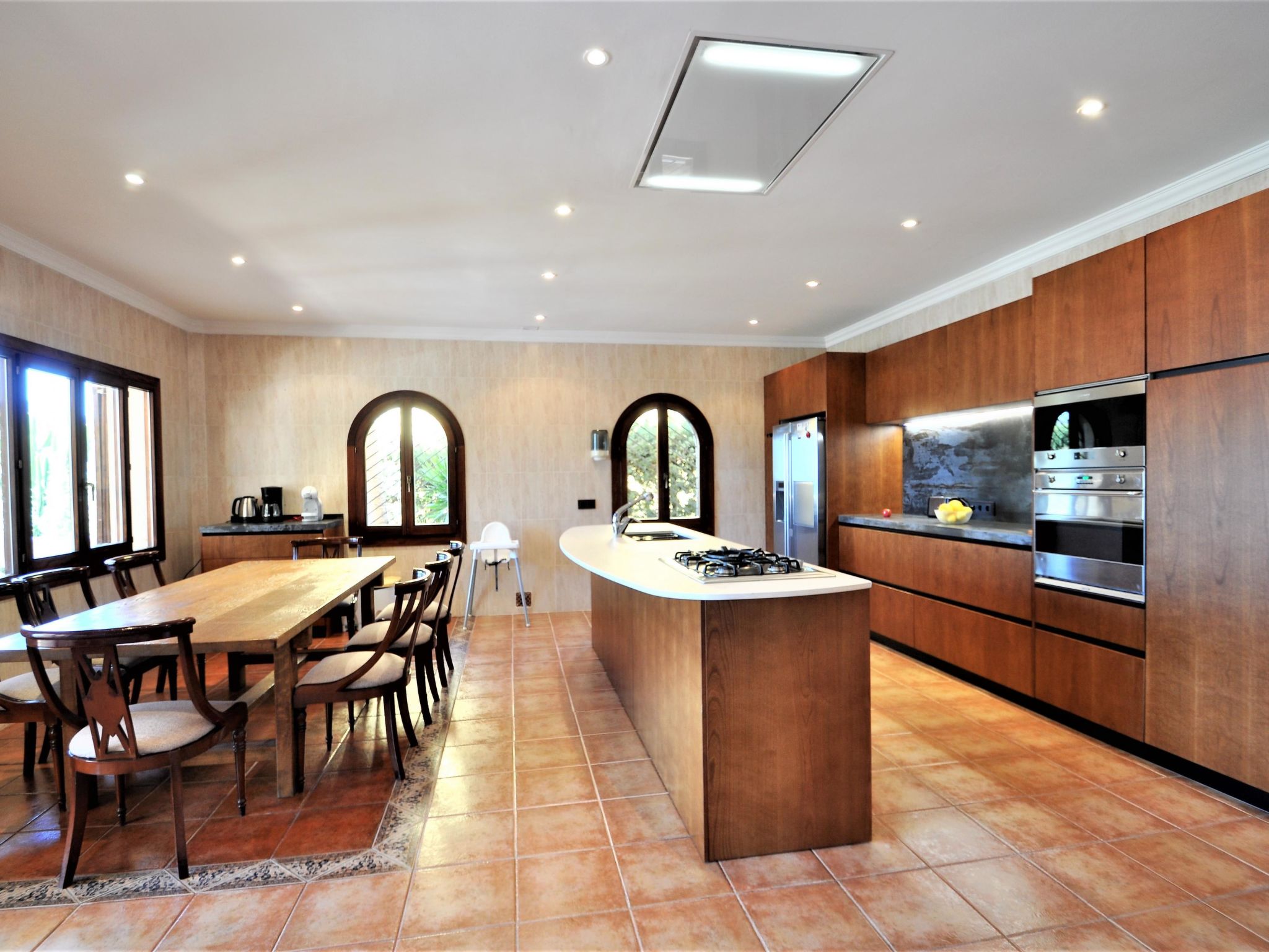 Photo of Villa CA TOTHOM con vistas al mar Camp de Mar para 8 personas (4 habitaciones)