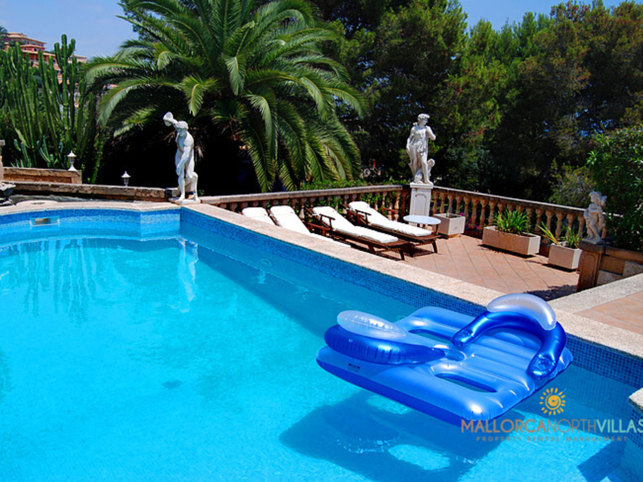 Villa Ocean View en Portals Nous: Lujo y espectacu