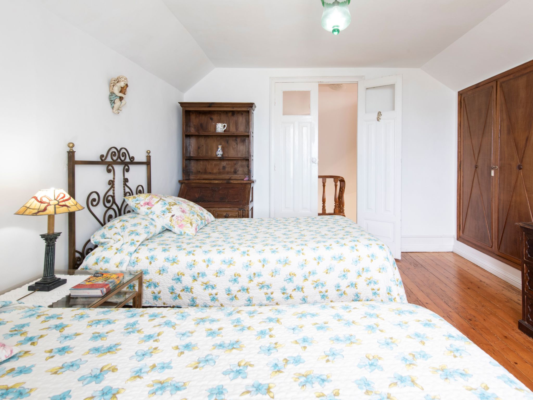 Für 12 Personen und 2 Kinder in Redondela, Costa Verde Spanien (Rías Baixas)-Binnen