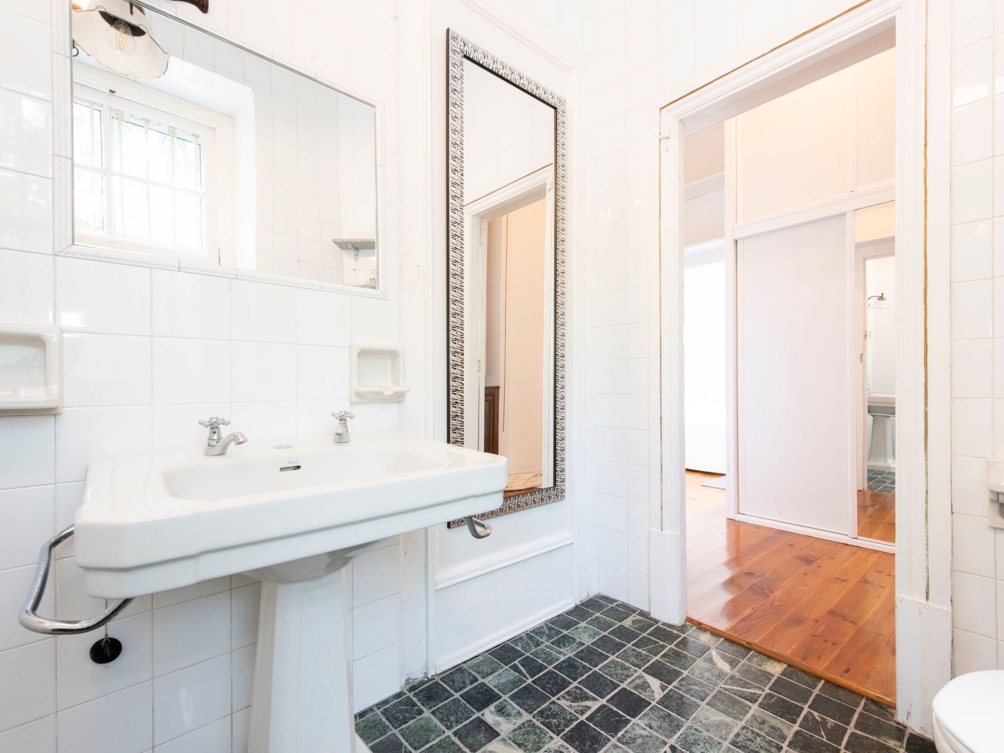 Für 12 Personen und 2 Kinder in Redondela, Costa Verde Spanien (Rías Baixas)-Binnen