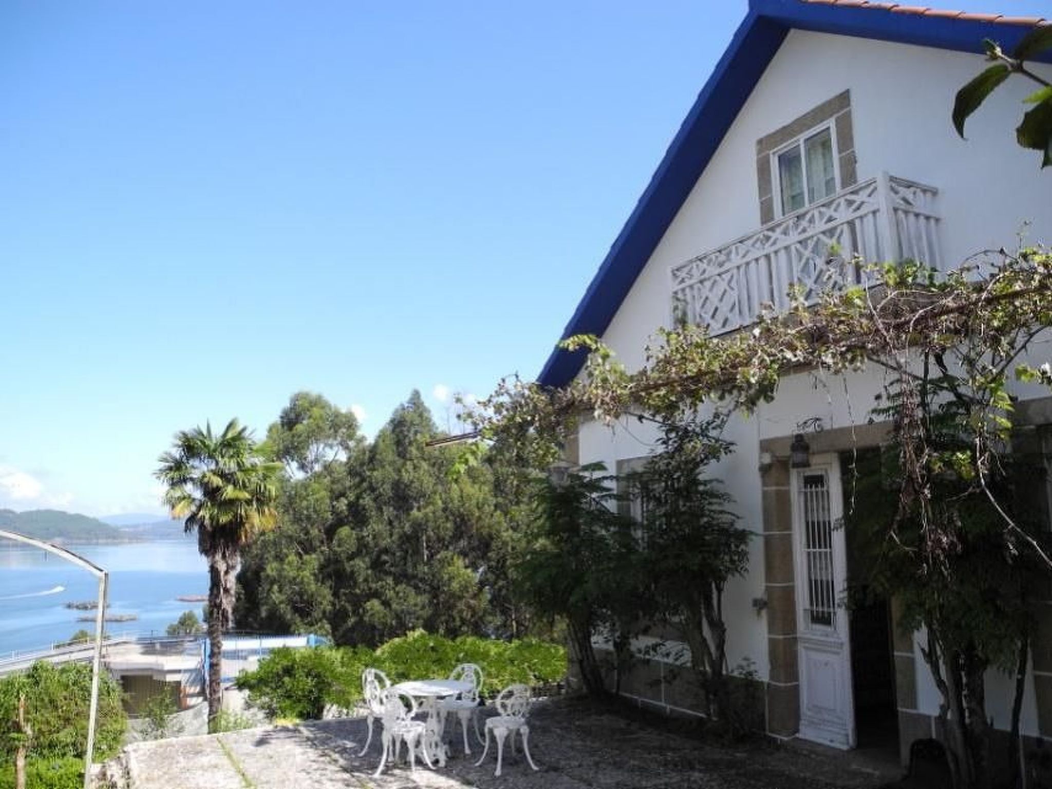 Für 12 Personen und 2 Kinder in Redondela, Costa Verde Spanien (Rías Baixas)-Binnen