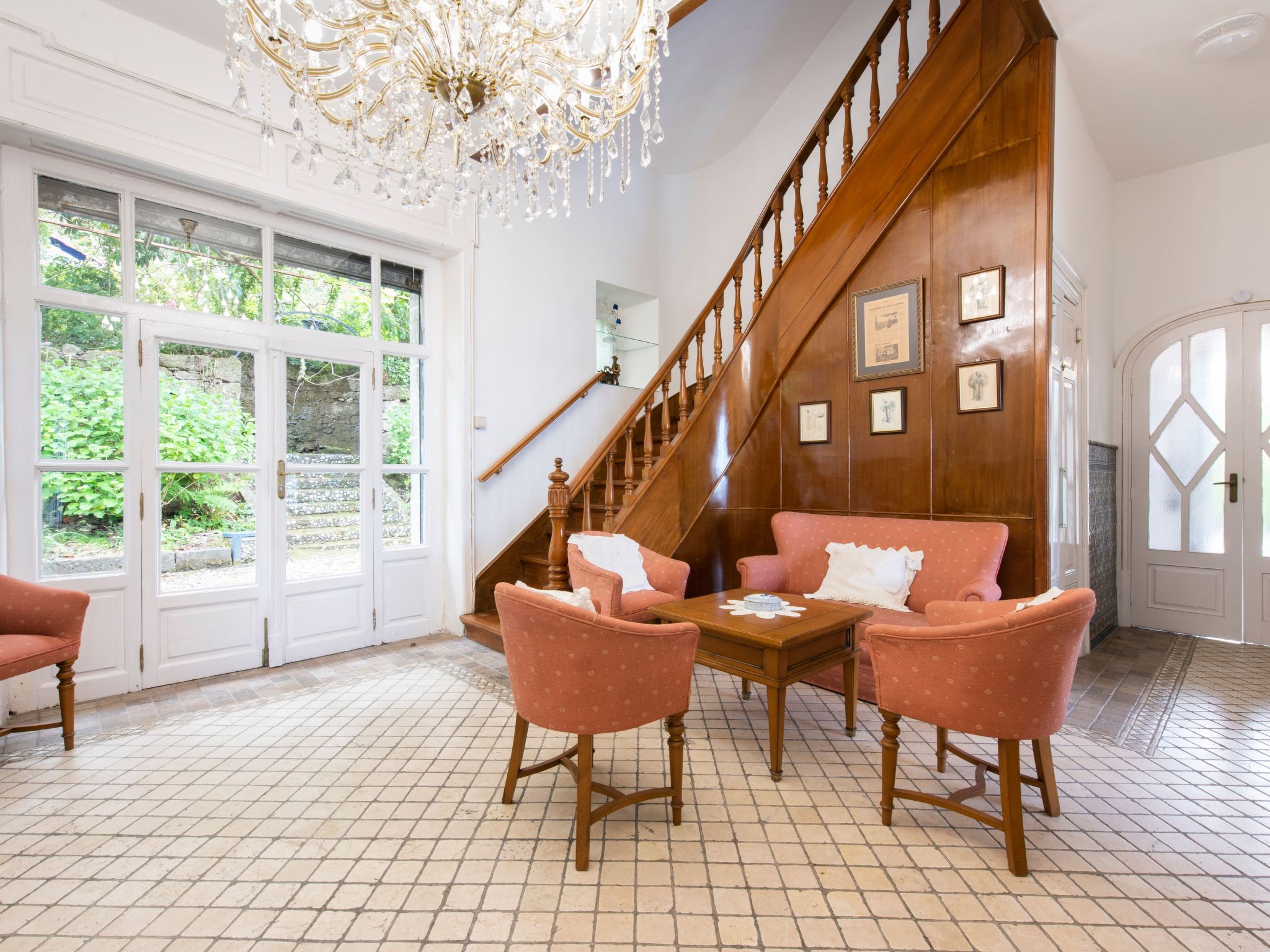 für 12 Personen und 2 Kinder in Redondela, Costa Verde Spanien (Rías Baixas)