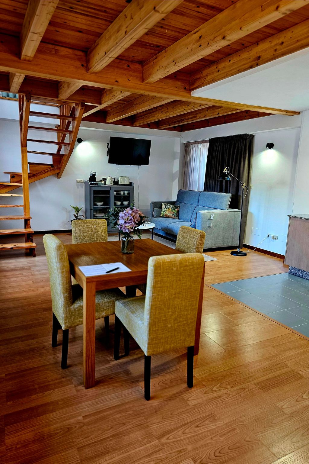 Magico Duplex Touristisches Appartement — Living Room (4 of 17)