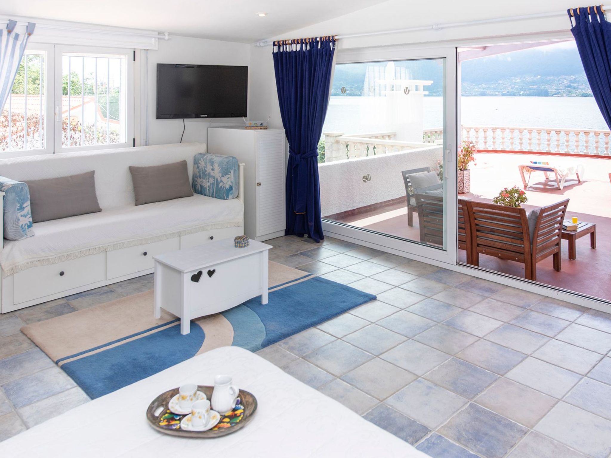 Tolle Villa oberhalb der Bucht Ria de Vigo - Drinnen