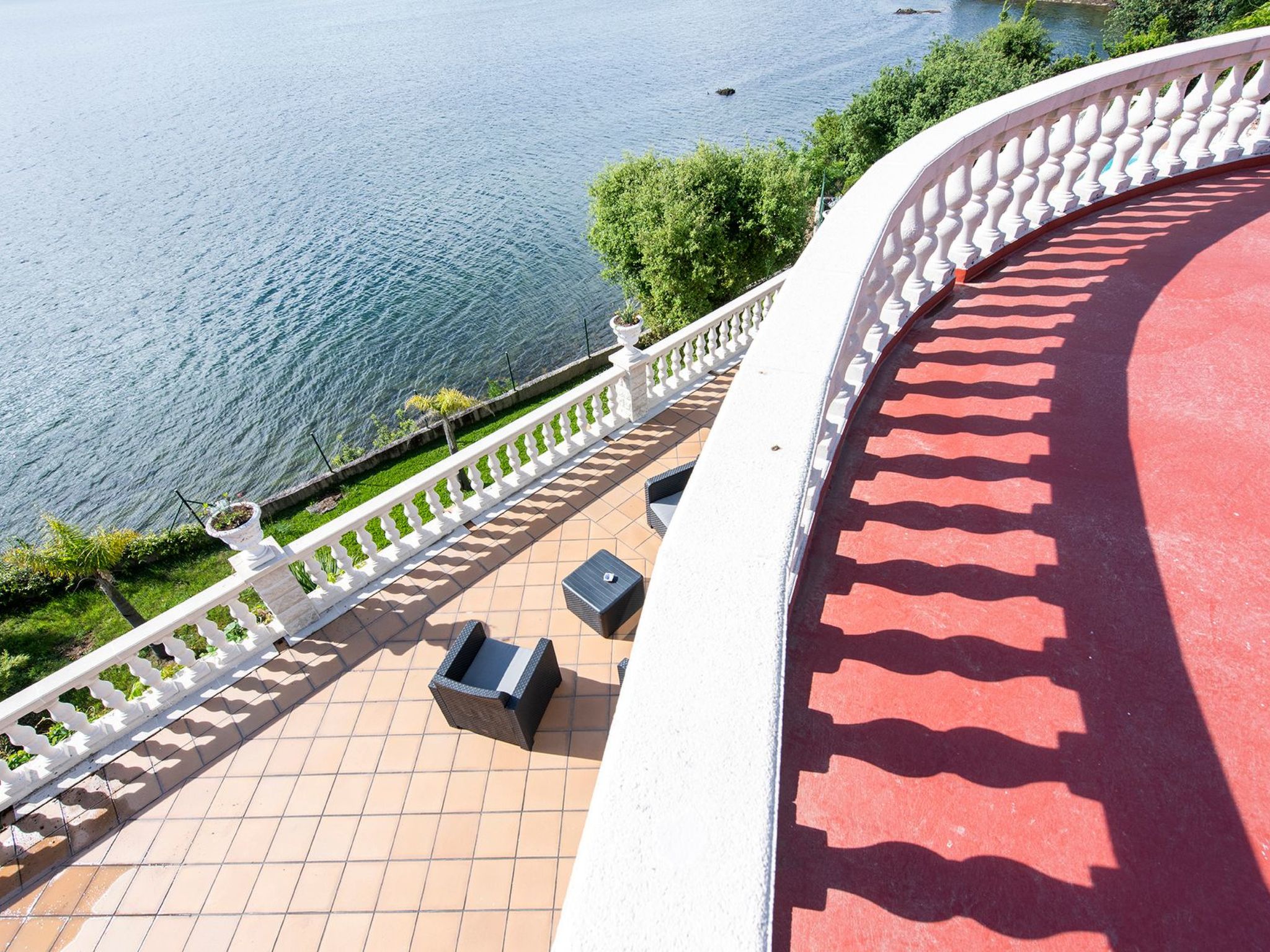 Tolle Villa oberhalb der Bucht Ria de Vigo - Draußen