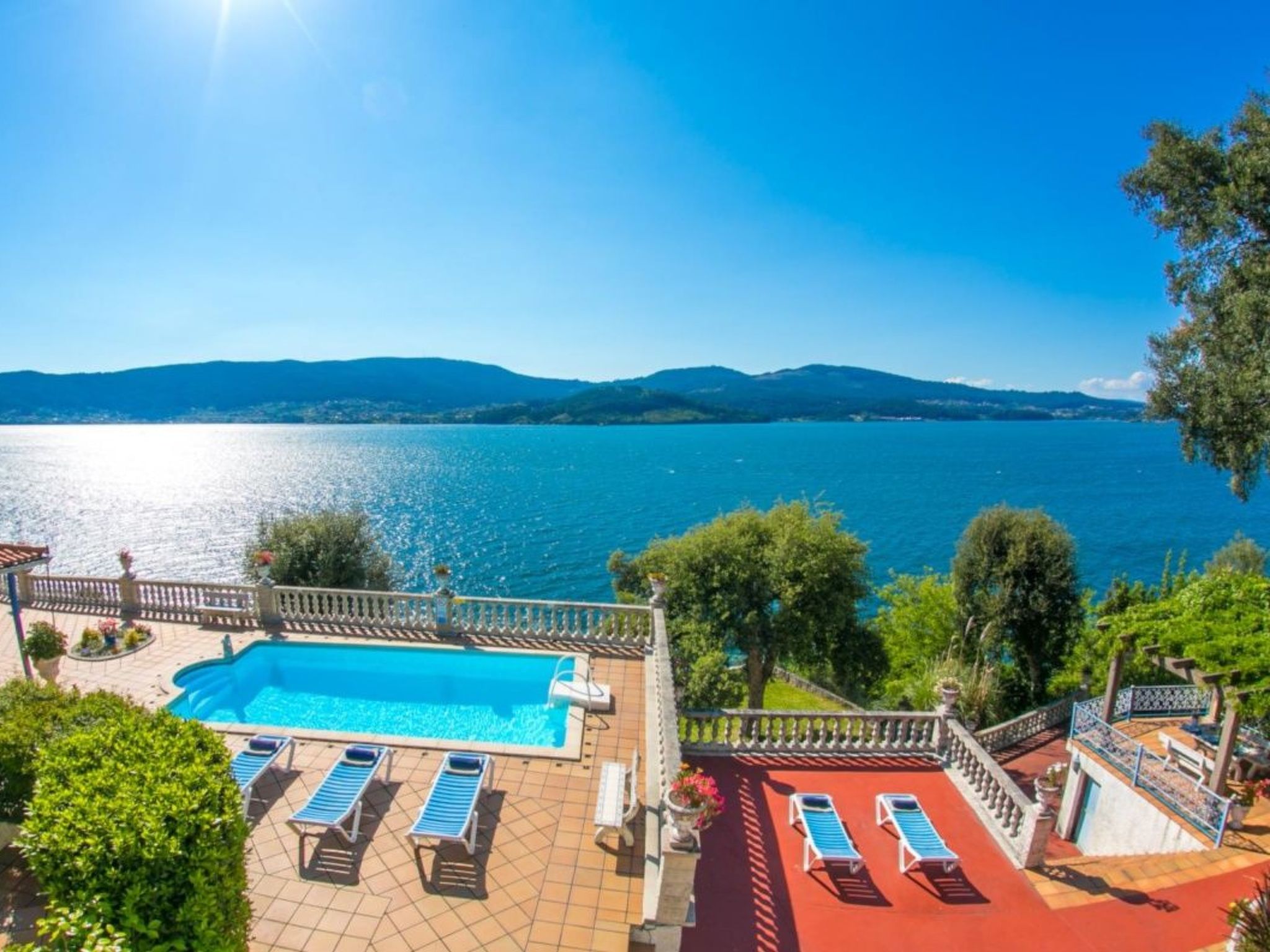 Tolle Villa oberhalb der Bucht Ria de Vigo - Drinnen