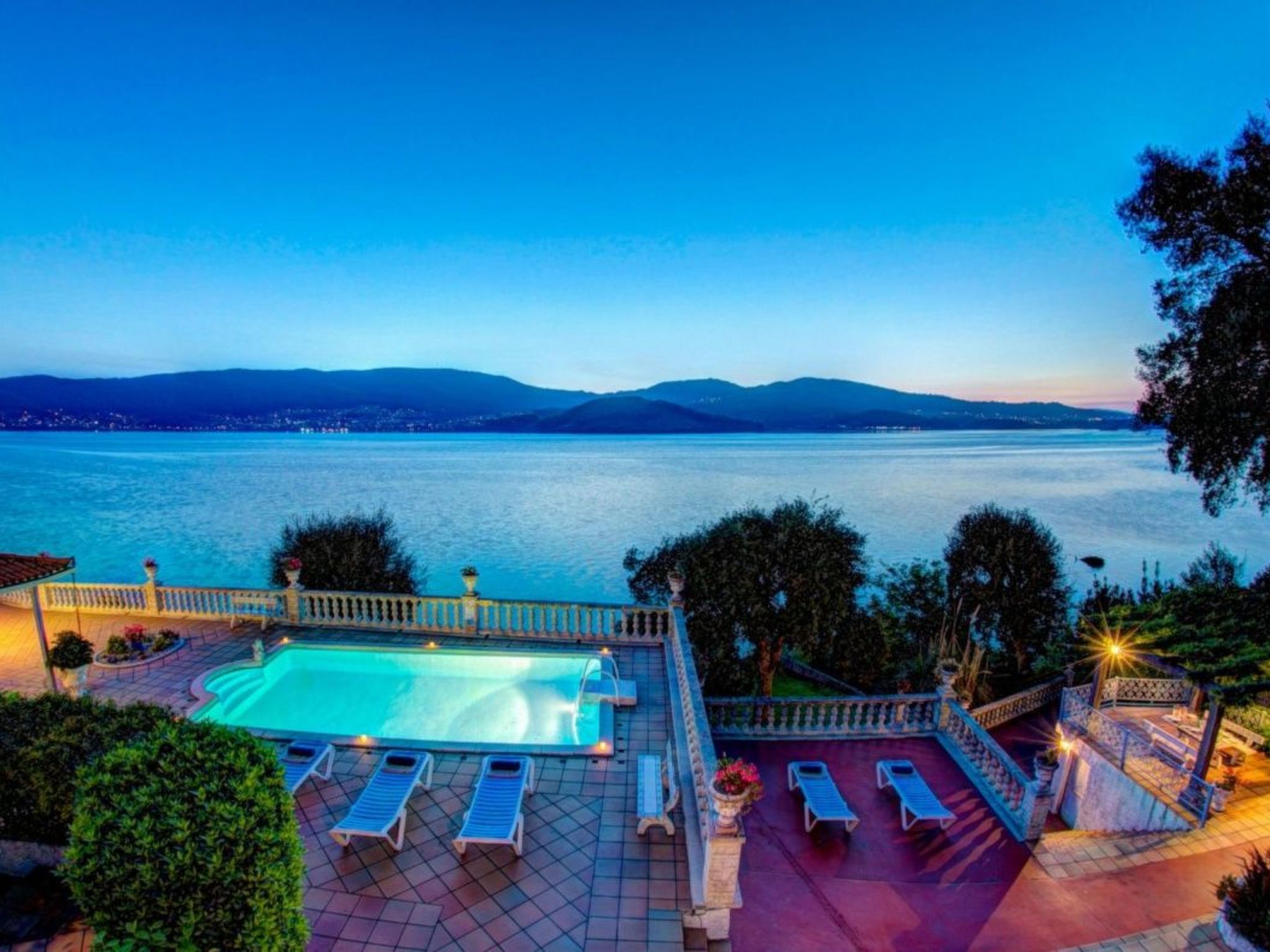 Tolle Villa oberhalb der Bucht Ria de Vigo - Drinnen