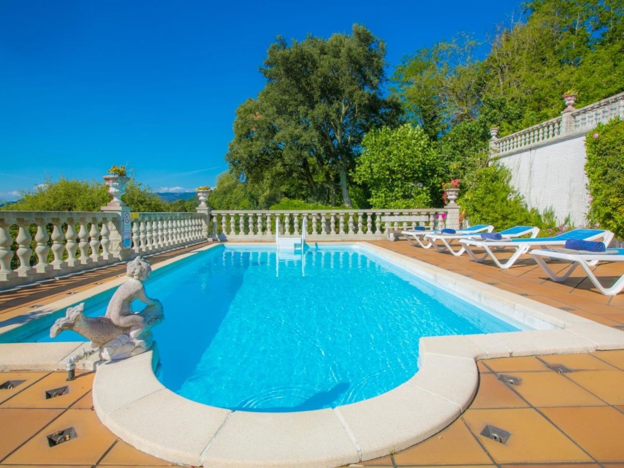 Tolle Villa oberhalb der Bucht Ria de Vigo - Draußen