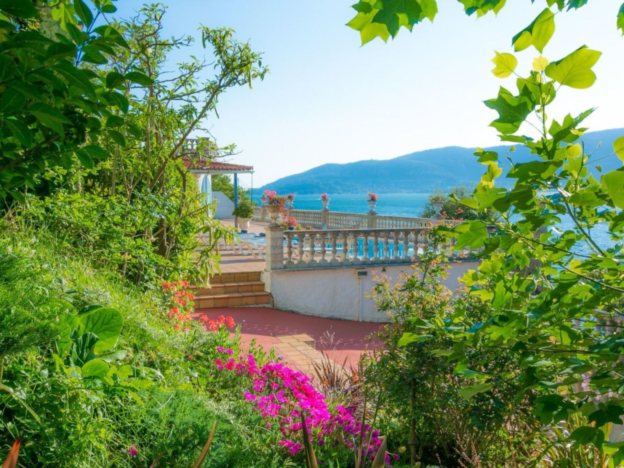 Tolle Villa oberhalb der Bucht Ria de Vigo - Draußen