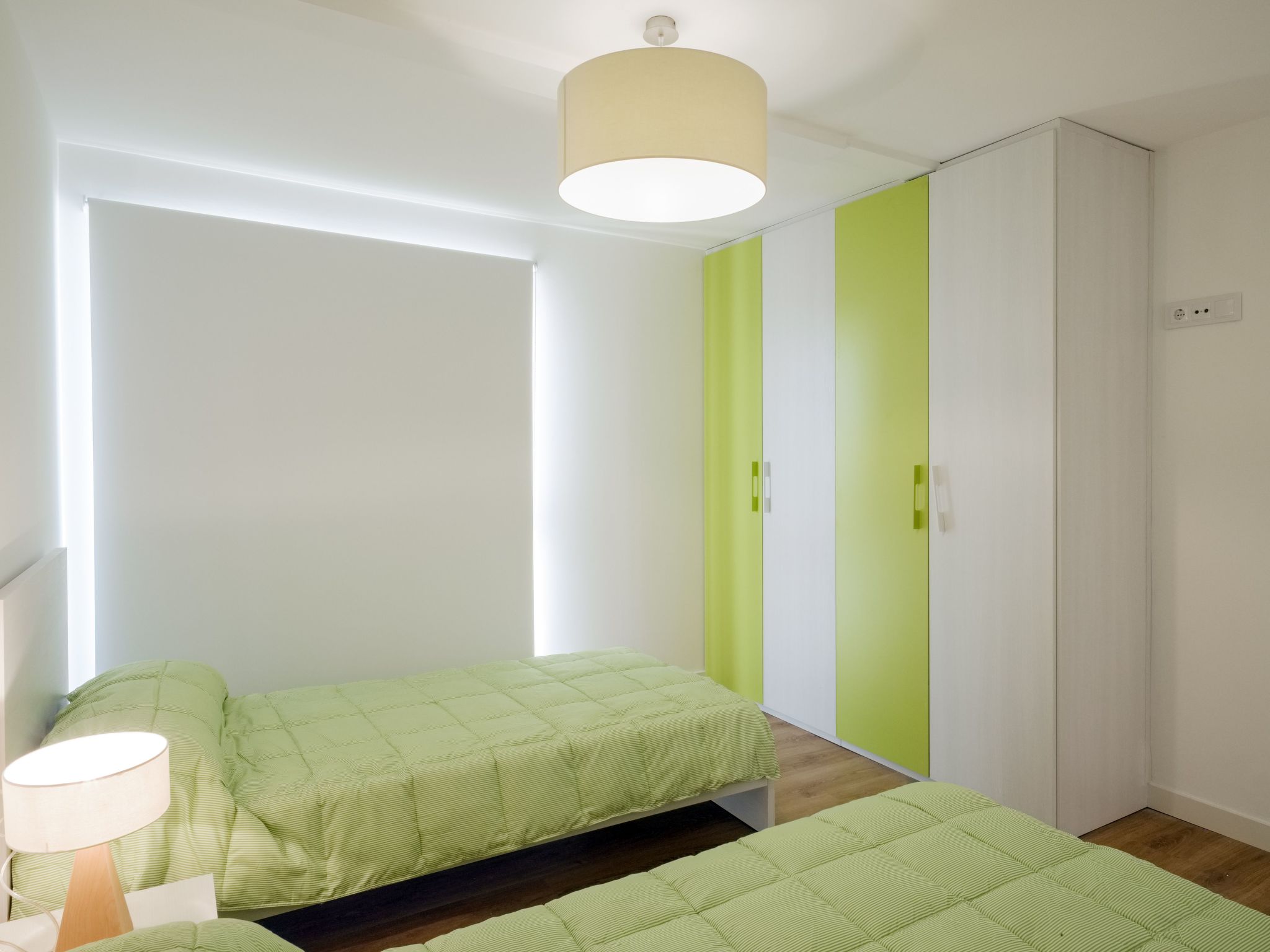 in Outes mit Sonniger Terrasse und Meerblick