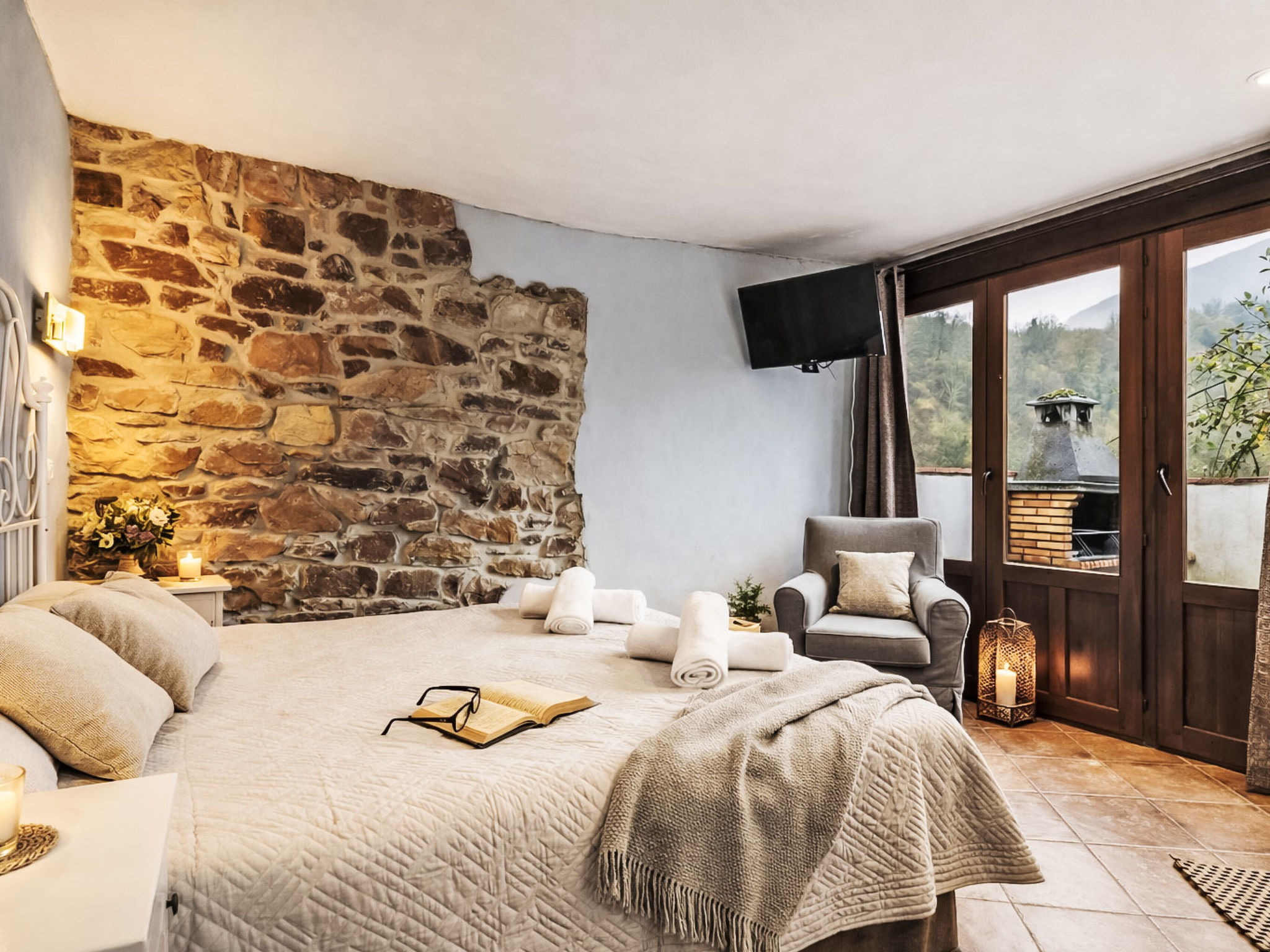 Vrijstaand huisje met jacuzzi, open haard en spectaculair uitzicht in Asturië - foto 21