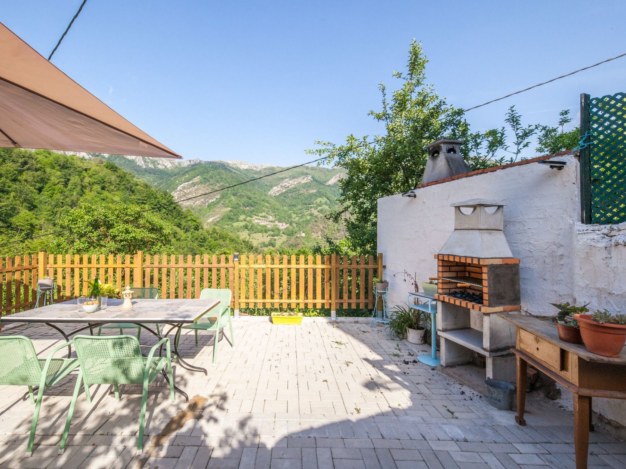 Ländliche Wohnung El Carbayu-Binnen