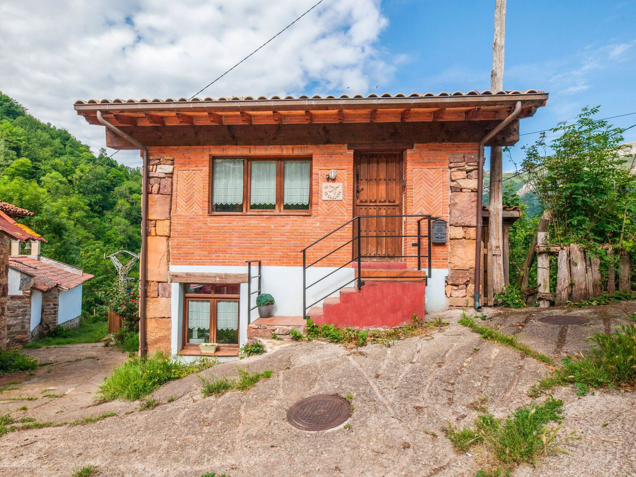 Ländliche Wohnung El Carbayu-Binnen
