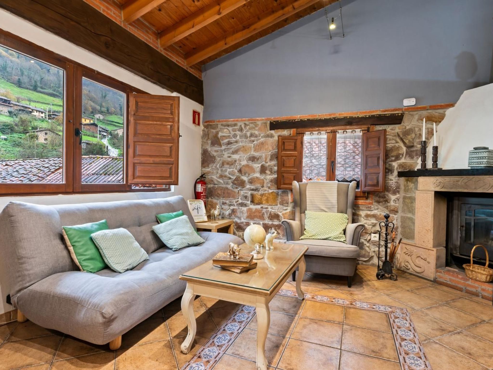 Ländliche Wohnung El Carbayu-Binnen