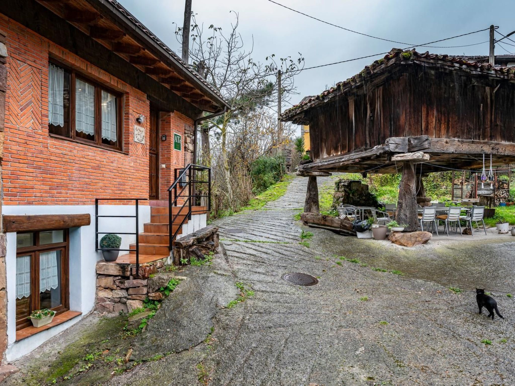 Ländliche Wohnung El Carbayu-Binnen