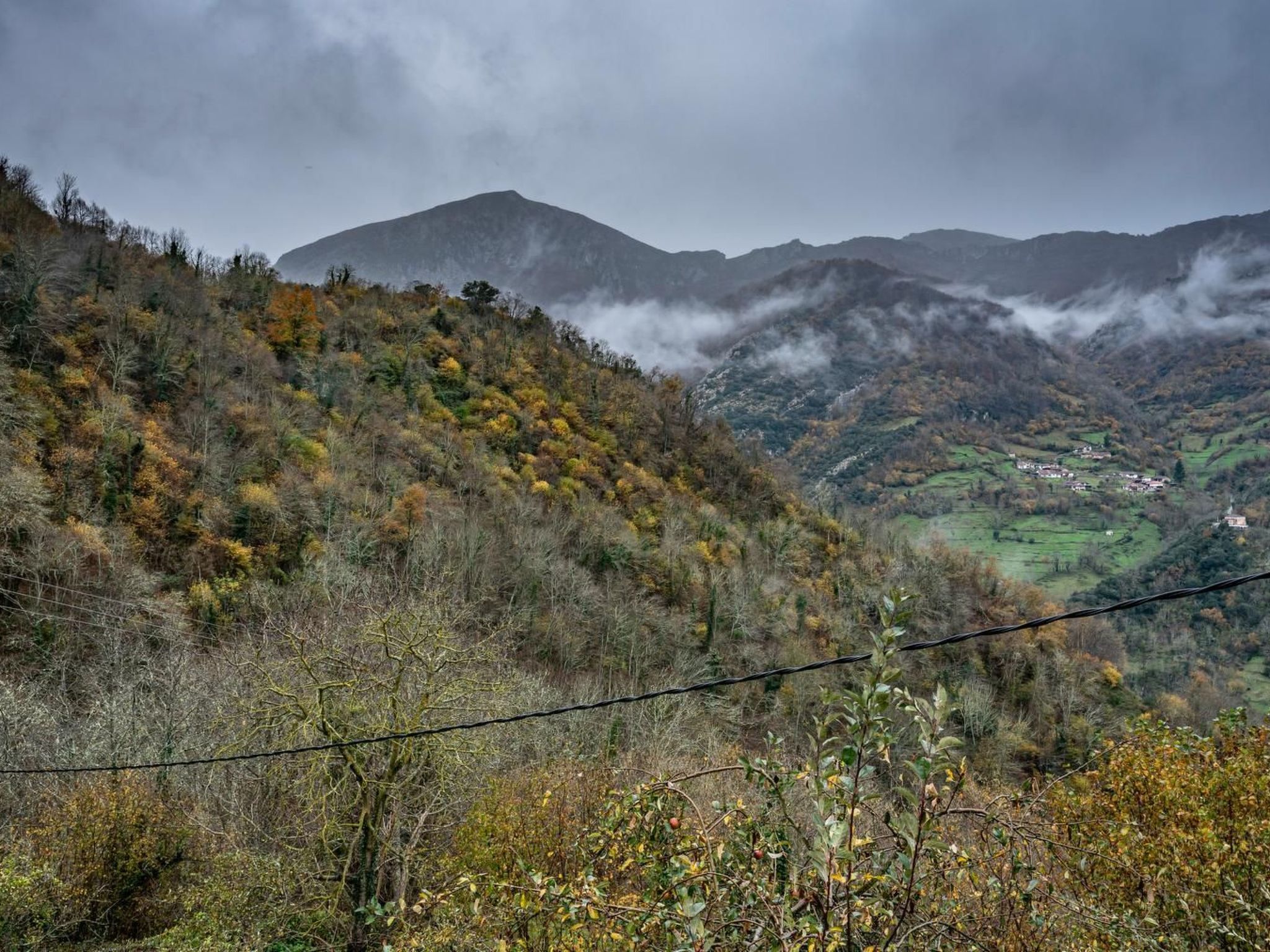 Ländliche Wohnung El Carbayu-Binnen