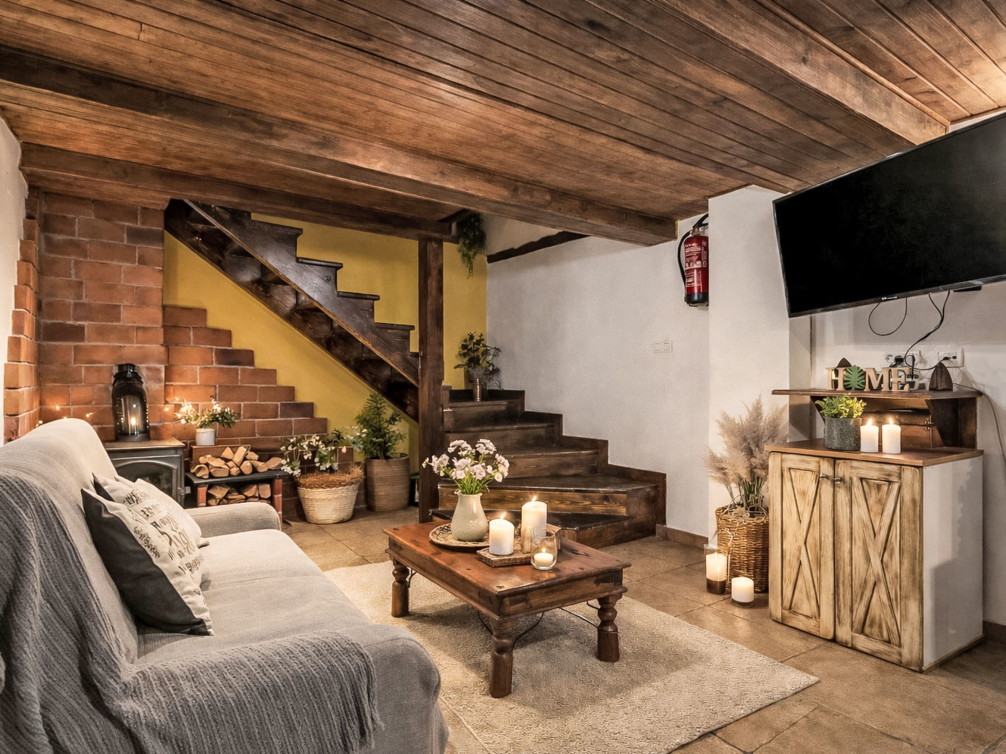 Romantische berghut in Asturië met privé jacuzzi, open haard en uitzicht - foto 29