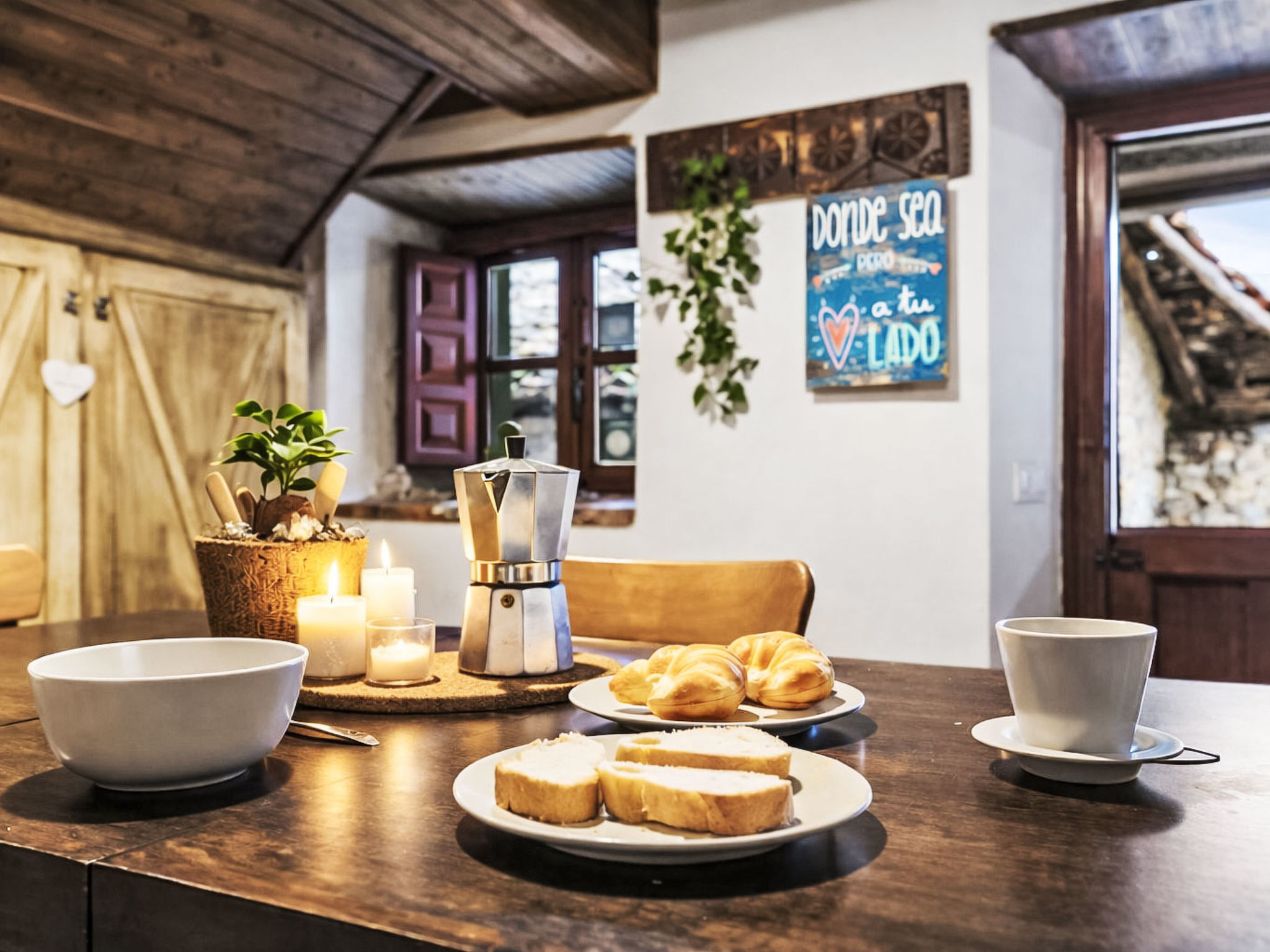 Romantische berghut in Asturië met privé jacuzzi, open haard en uitzicht - foto 25