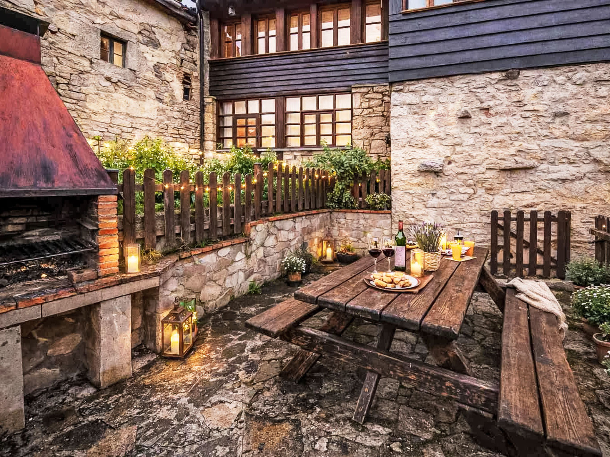 Romantische berghut in Asturië met privé jacuzzi, open haard en uitzicht - foto 41