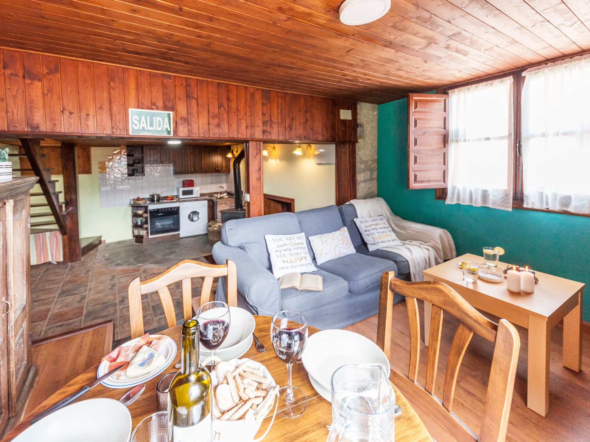 Montegrande, Berghaus in idyllischer Lage-Binnen