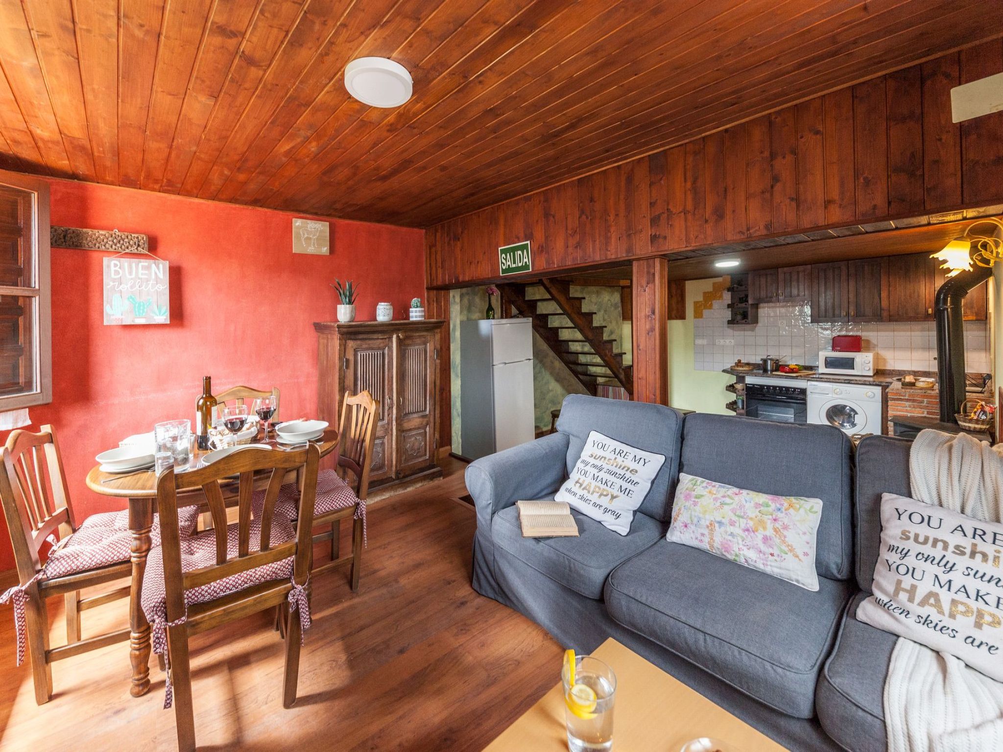 Montegrande, Berghaus in idyllischer Lage-Binnen