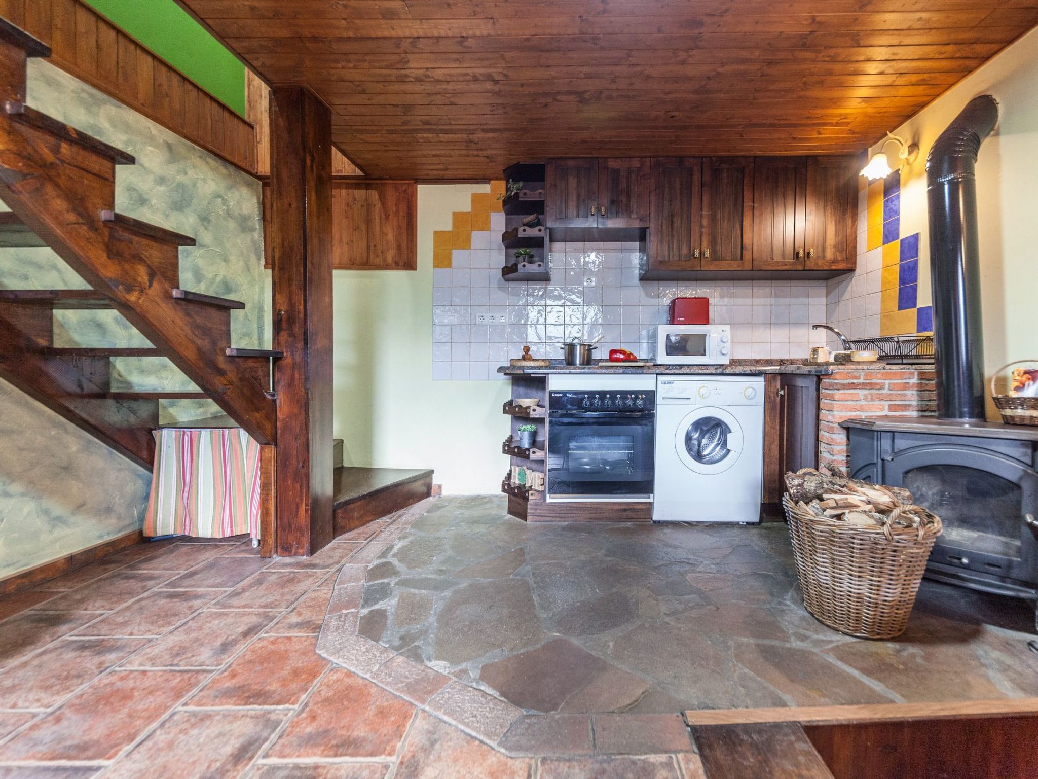 Montegrande, Berghaus in idyllischer Lage-Binnen