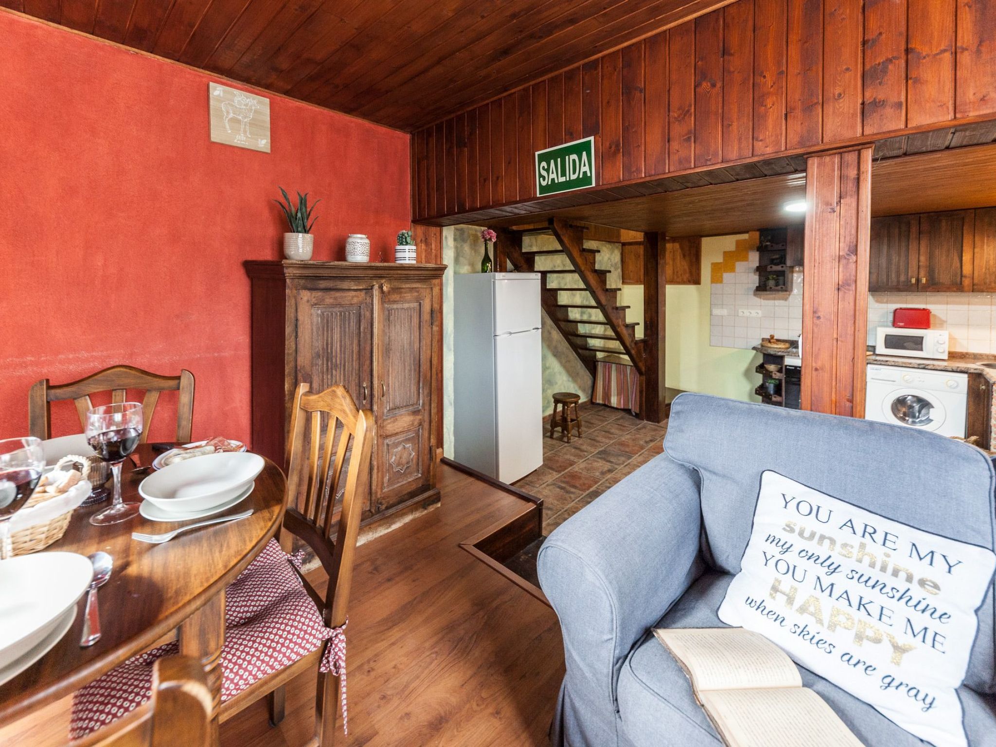 Montegrande, Berghaus in idyllischer Lage-Binnen