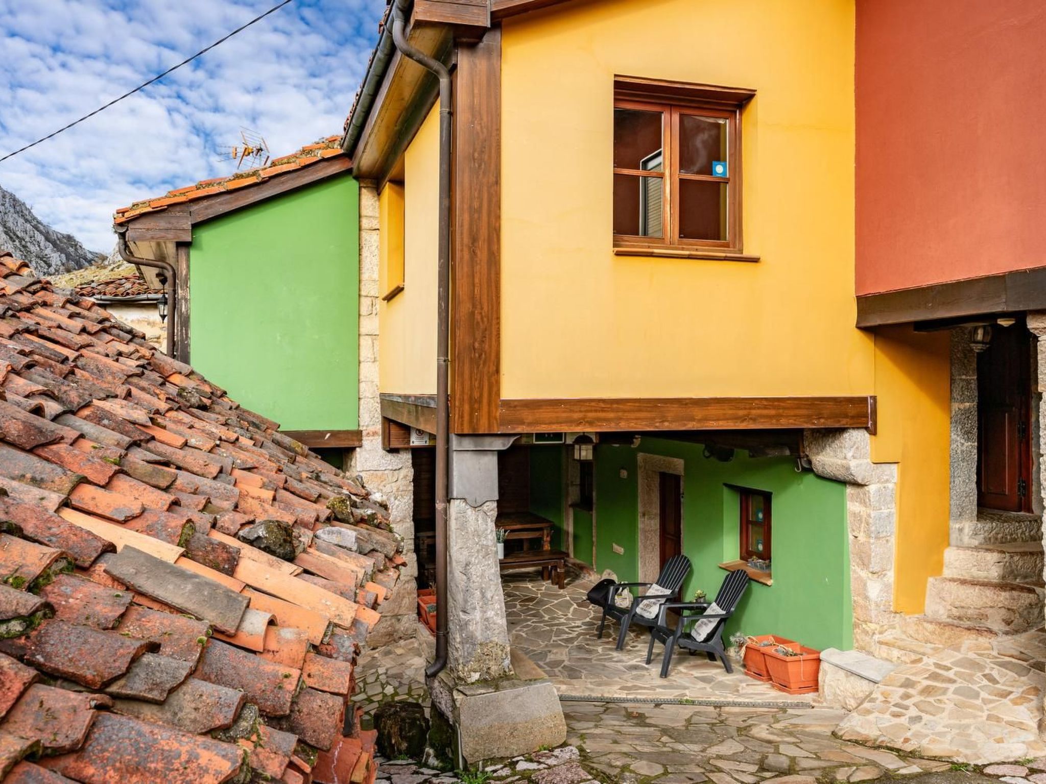 Montegrande, Berghaus in idyllischer Lage-Binnen