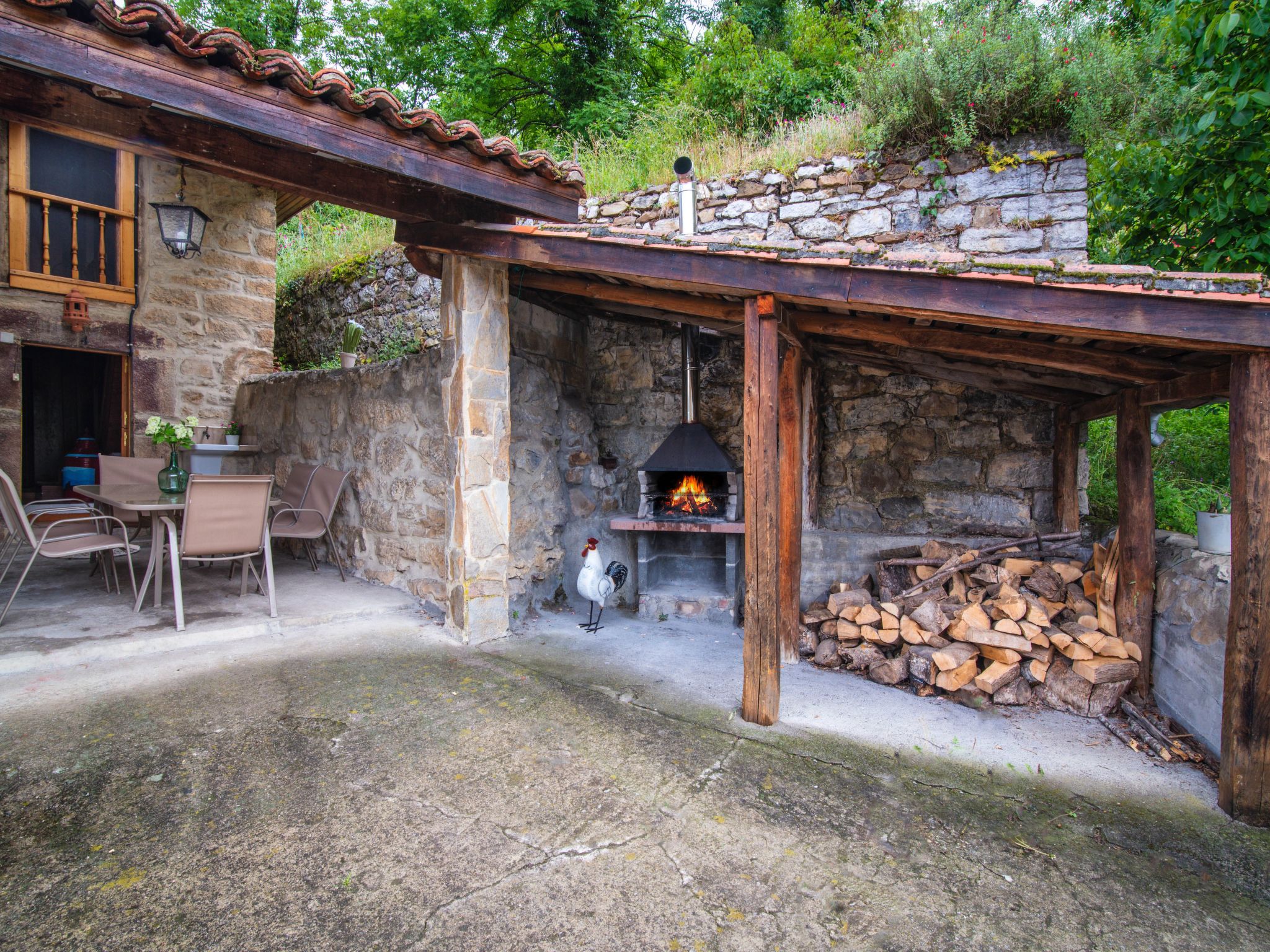 Ländliches Haus La Carrozal Senda del Oso-Binnen
