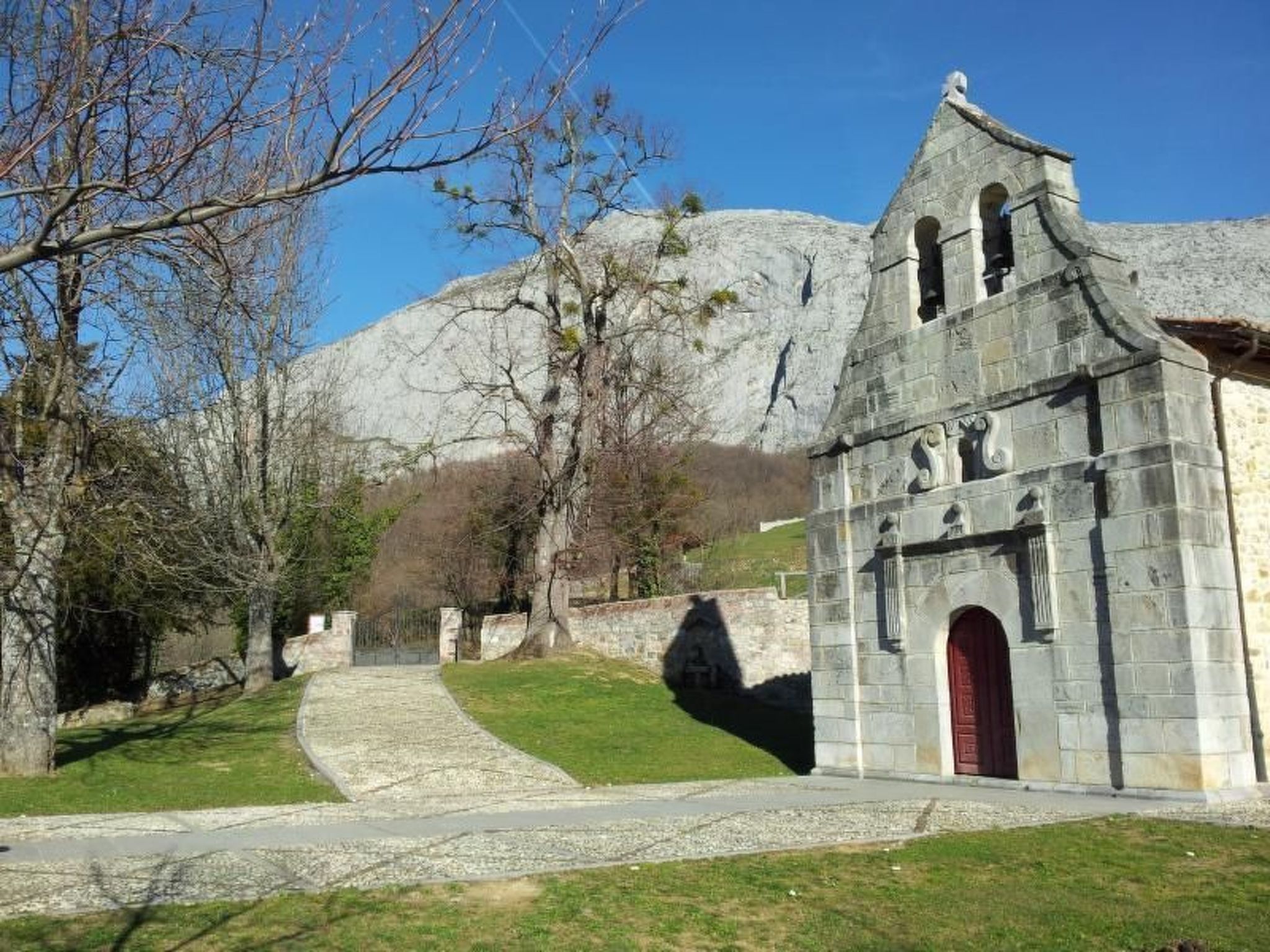 Ländliches Haus La Carrozal Senda del Oso-Binnen