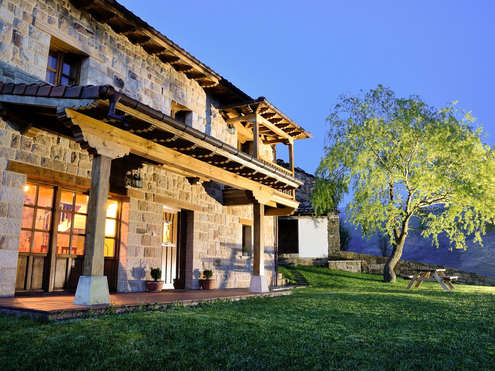 Fachwerkhaus mit Garten