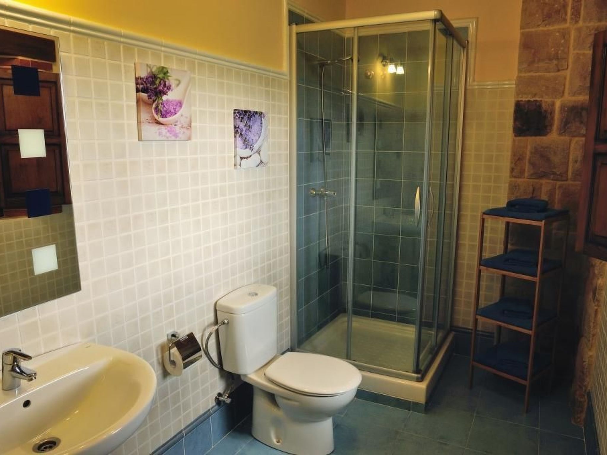 Fachwerkhaus mit Garten-Image-tags.info