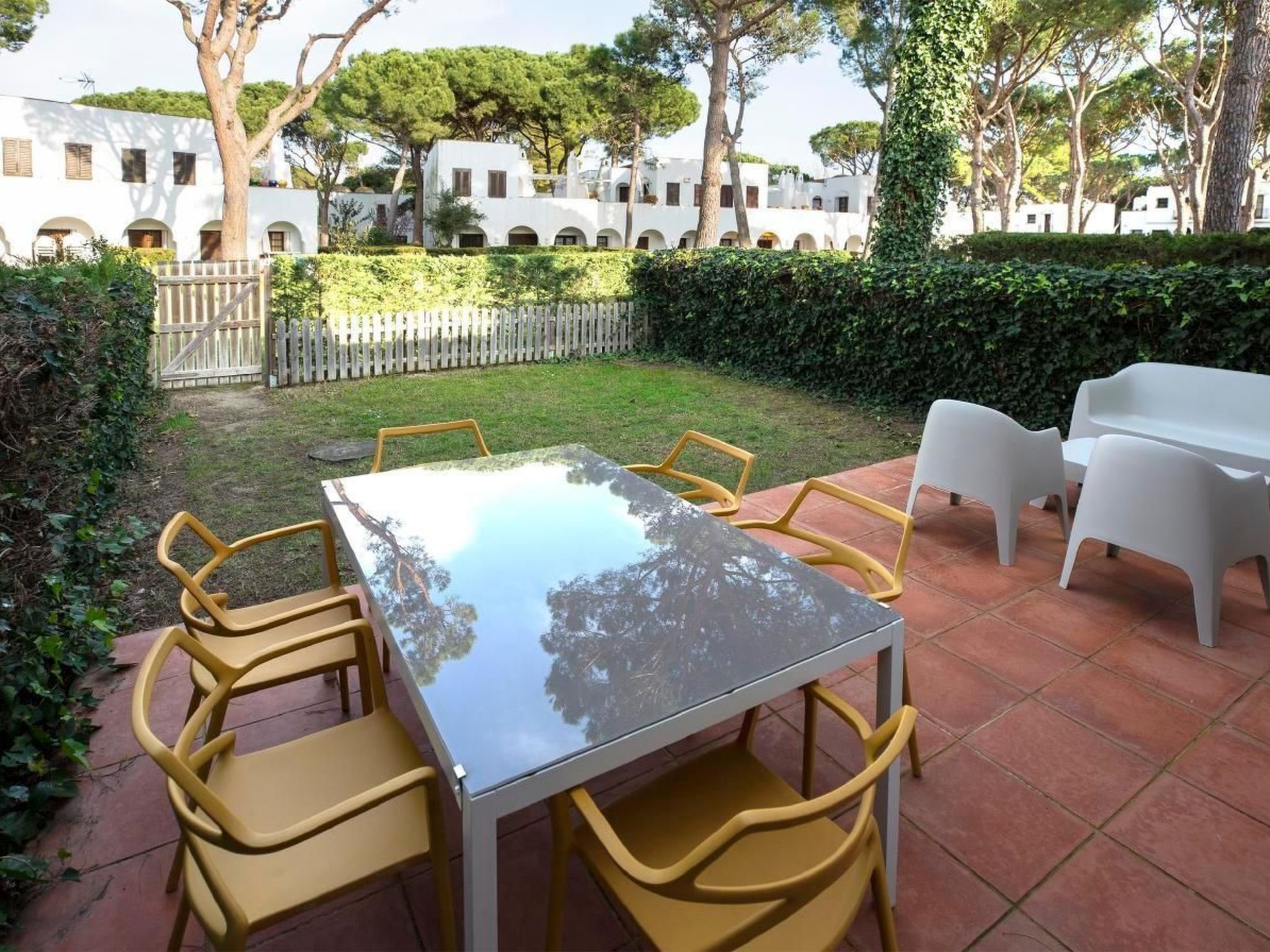 Pinyera mit Gemeinschaftspool - Image-tags.info