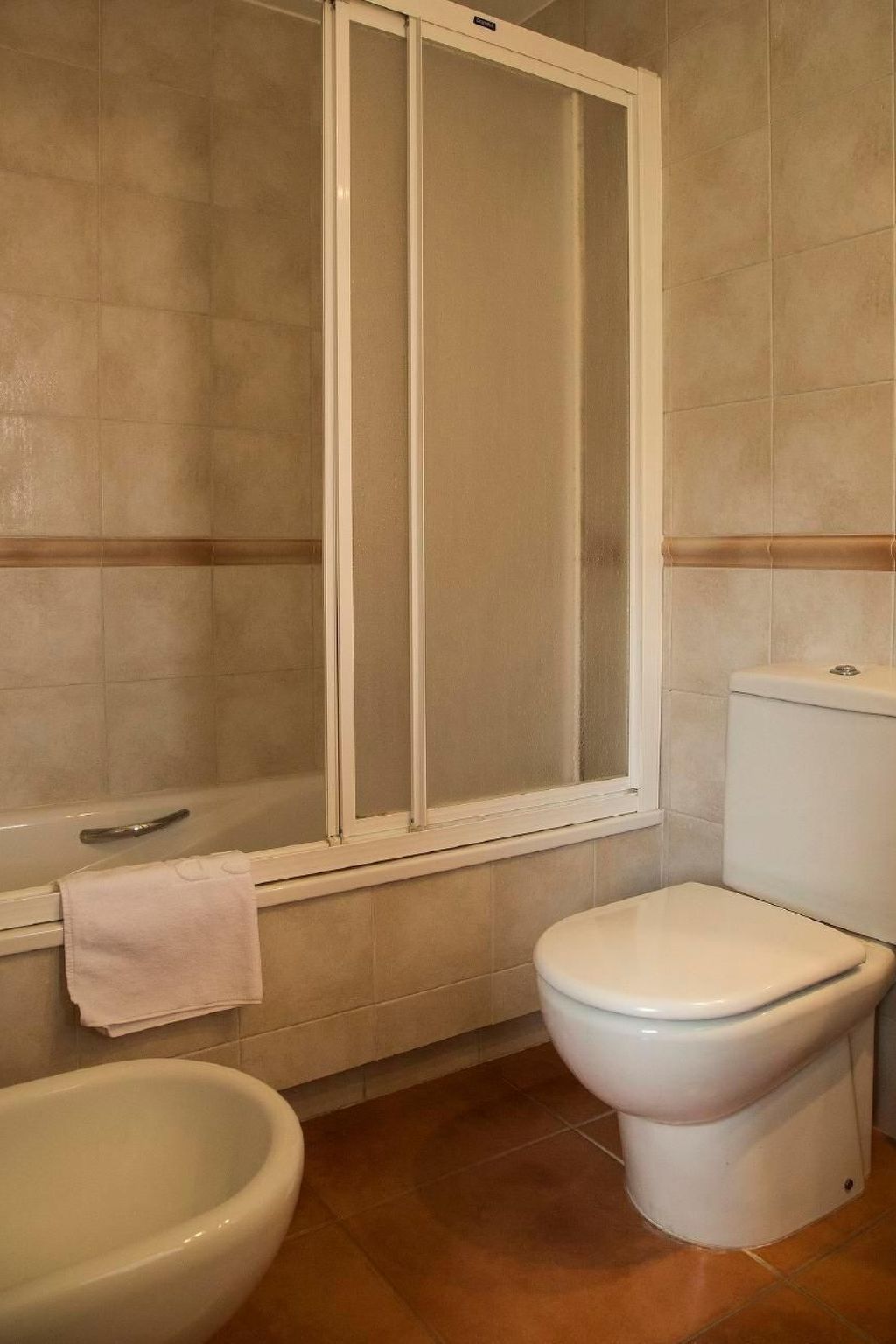 Moderne Ferienwohnung mit Pool und Garten - Image-tags.info