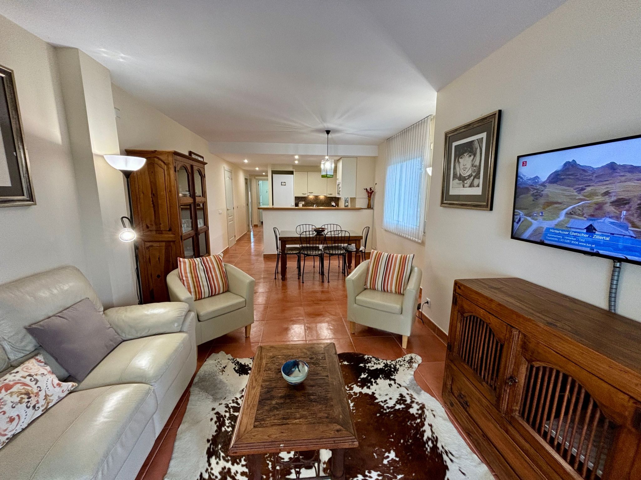 Moderne Ferienwohnung mit Pool und Garten - Image-tags.info