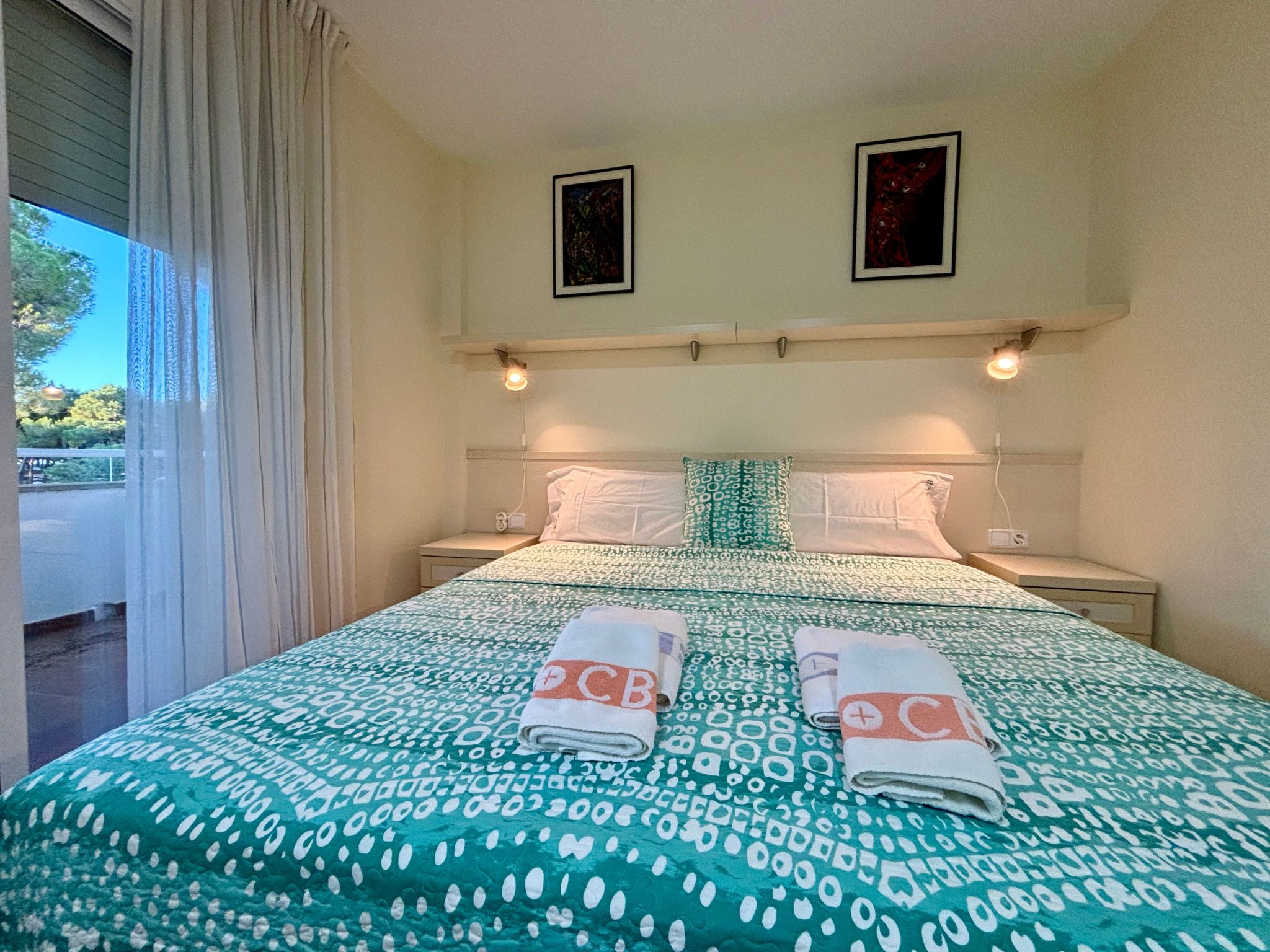 Moderne Ferienwohnung mit Pool und Garten - Image-tags.info