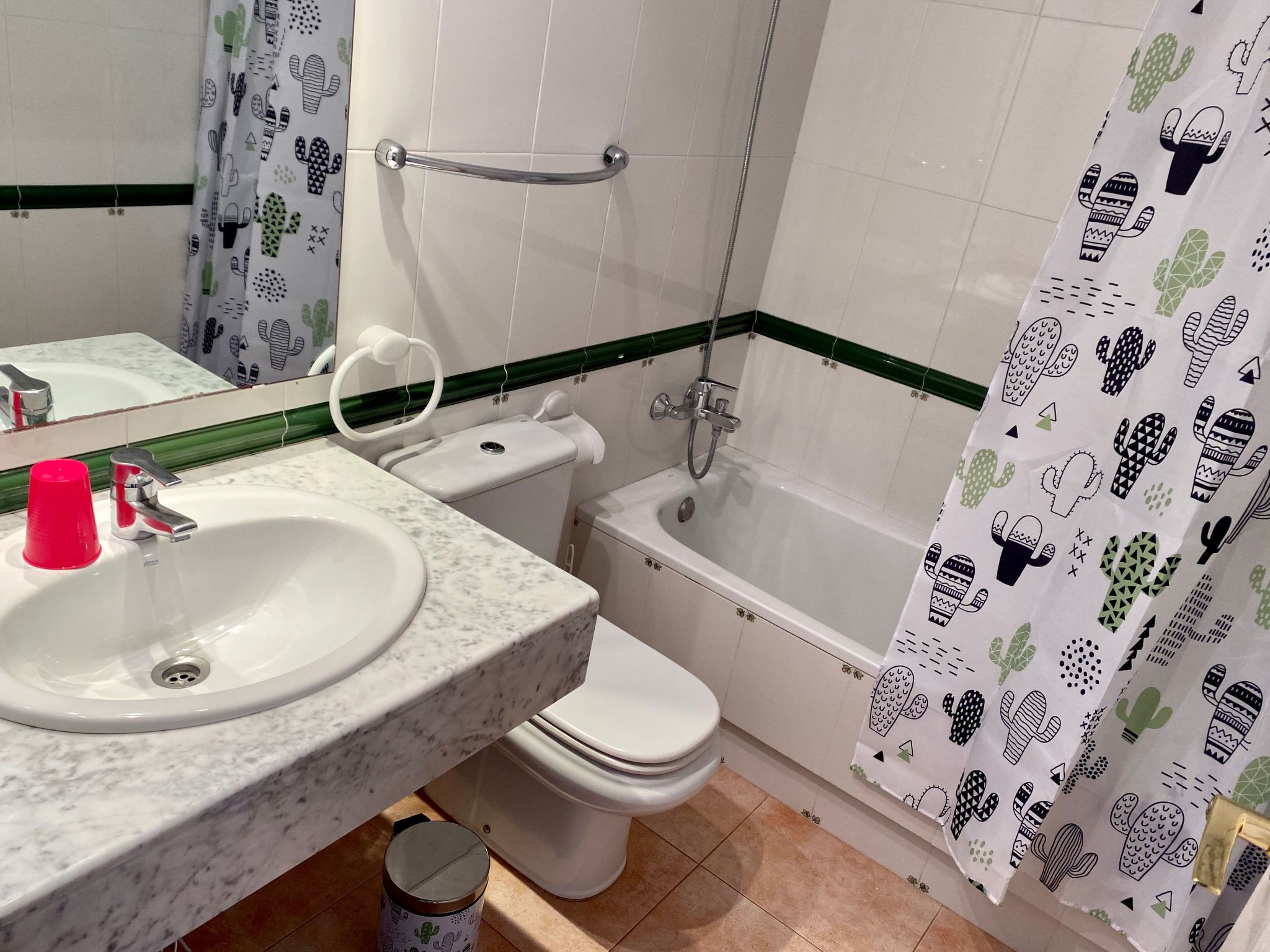 Gemütliche, strandnahe Ferienwohnung in Pals - Image-tags.info