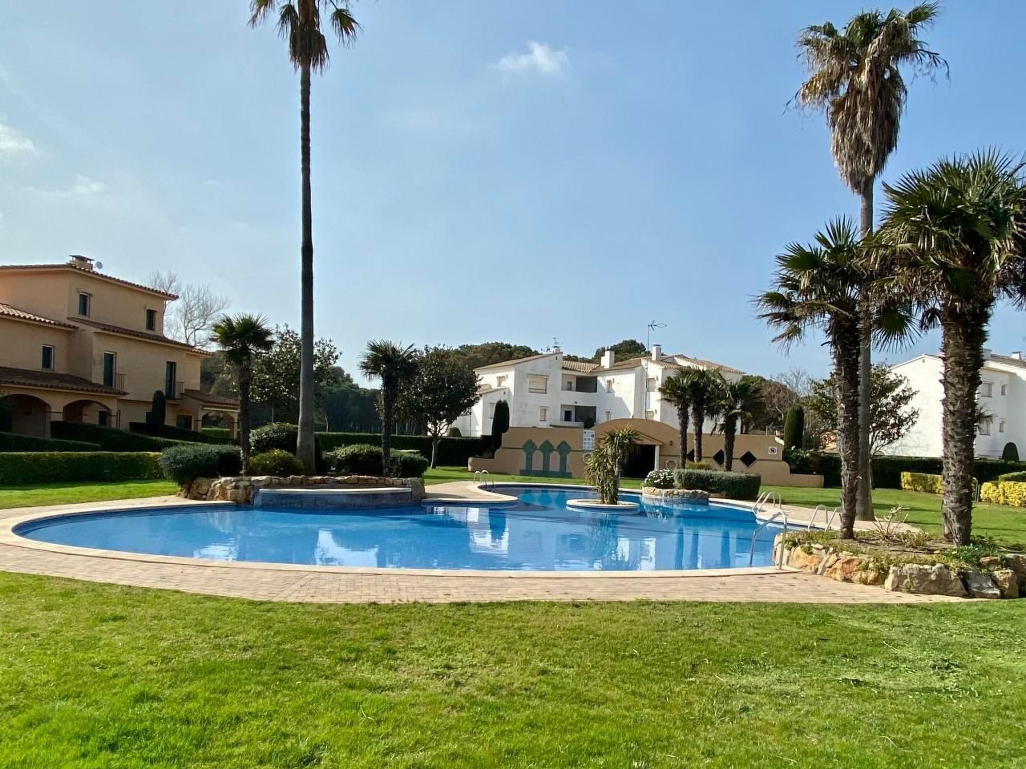 Gemütliche, strandnahe Ferienwohnung in Pals - Image-tags.info