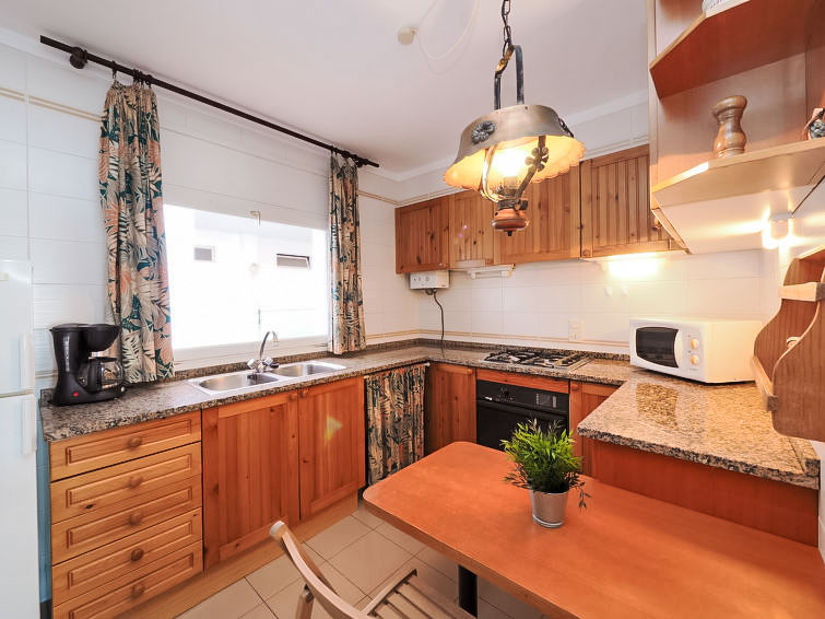Search and Stay destination Llançà, CT - Spain from AU$ 224. Roger de Flor