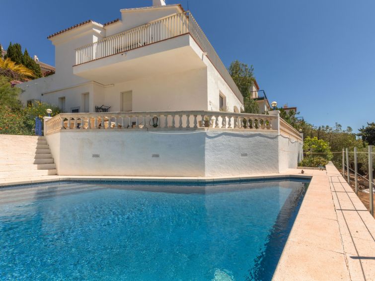 Search and Stay Destinations. Holidays Rentals in Llançà, Girona - Catalonia - Spain