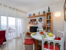 Knusse studio aan de Costa Brava, strand op 400 meter - thumbnail 3