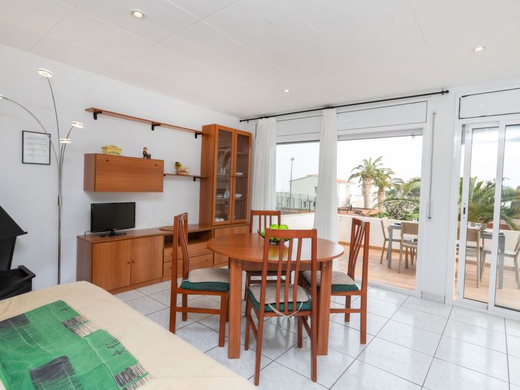 Search and Stay destination Llançà, CT - Spain from AU$ 247. El Gato I