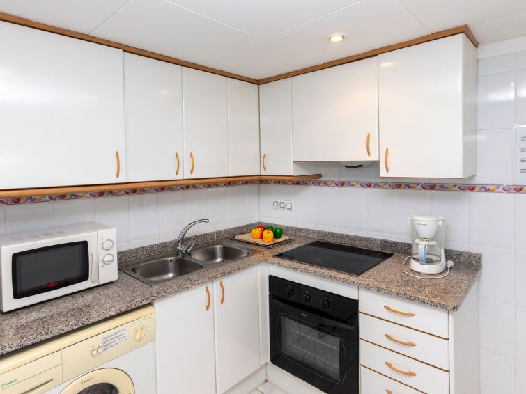 Search and Stay destination Llançà, CT - Spain from AU$ 270. El Gato II
