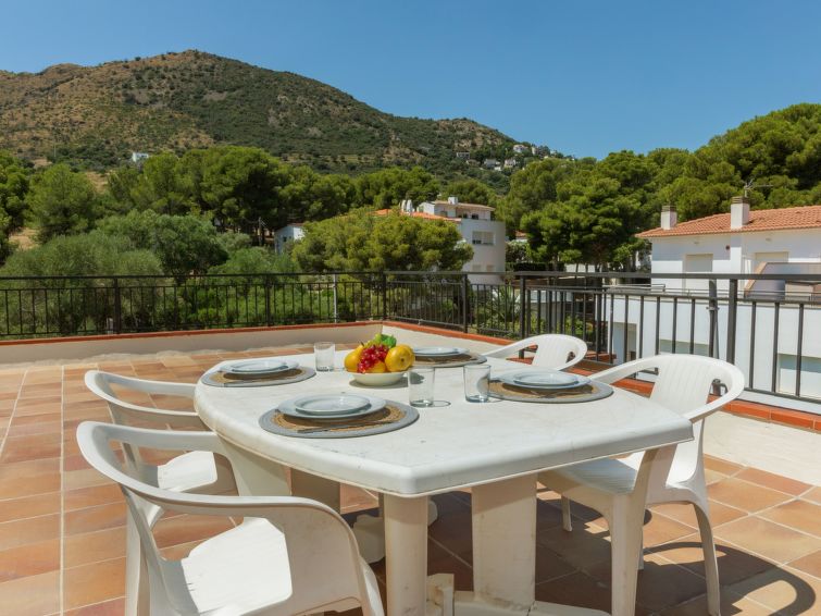 Zeezicht en rust in appartement Barlovento in Llançà in Llançà