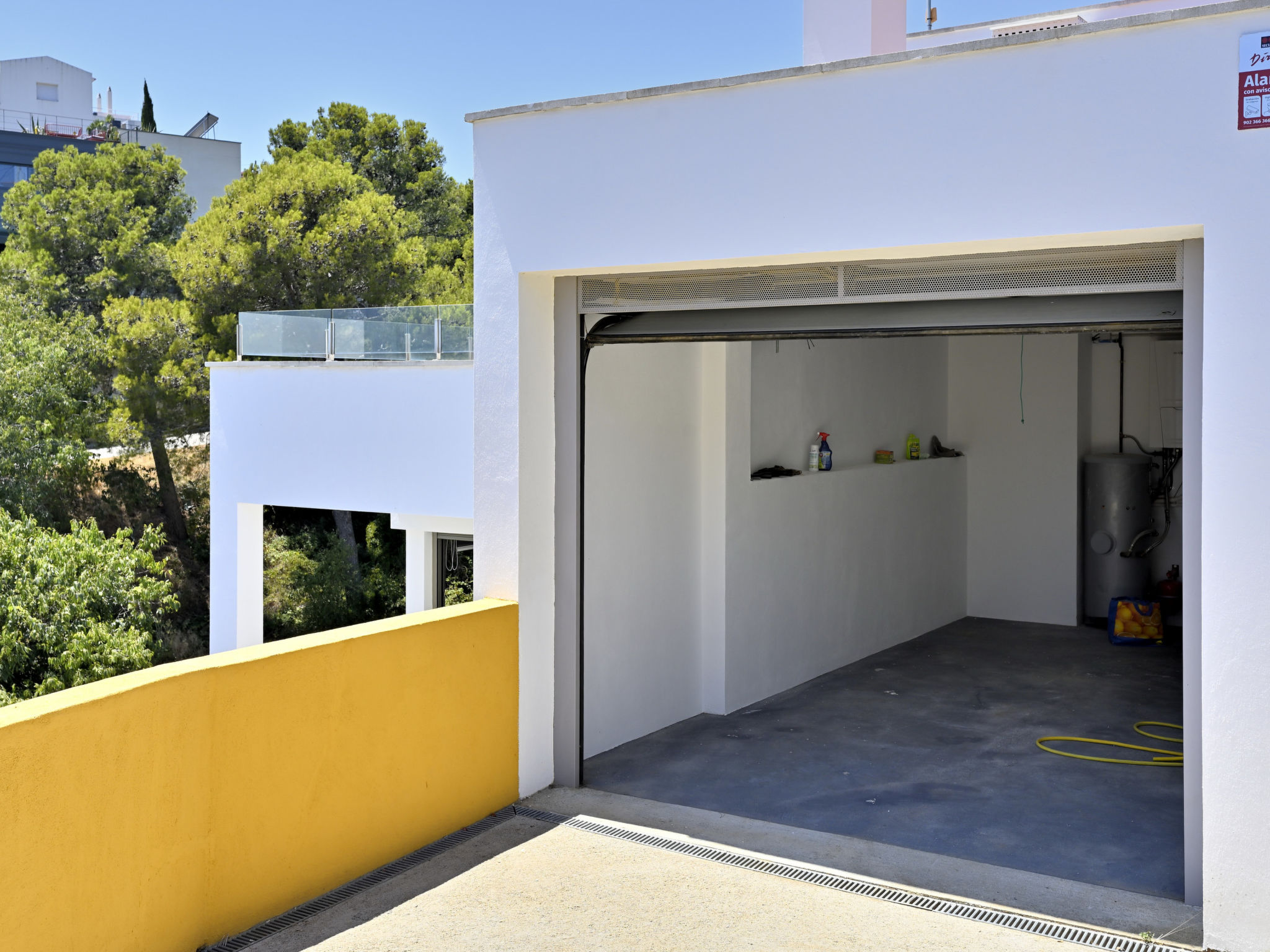 Photo of WELCS VILLA MODERNA 031 EMP con Piscina y Vistas