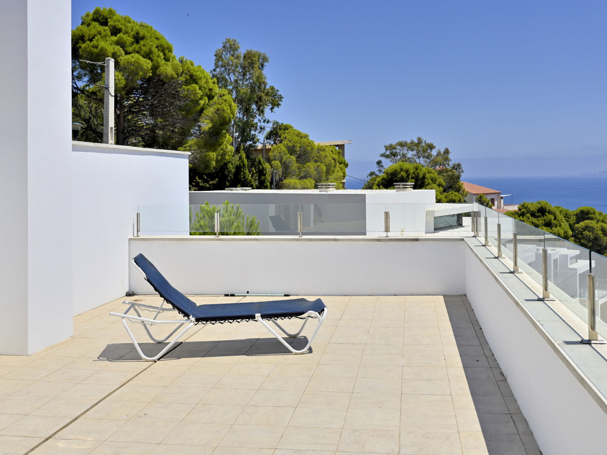 Photo of WELCS VILLA MODERNA 031 EMP con Piscina y Vistas